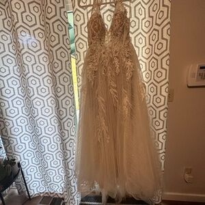 Galina signature  wedding gown size12